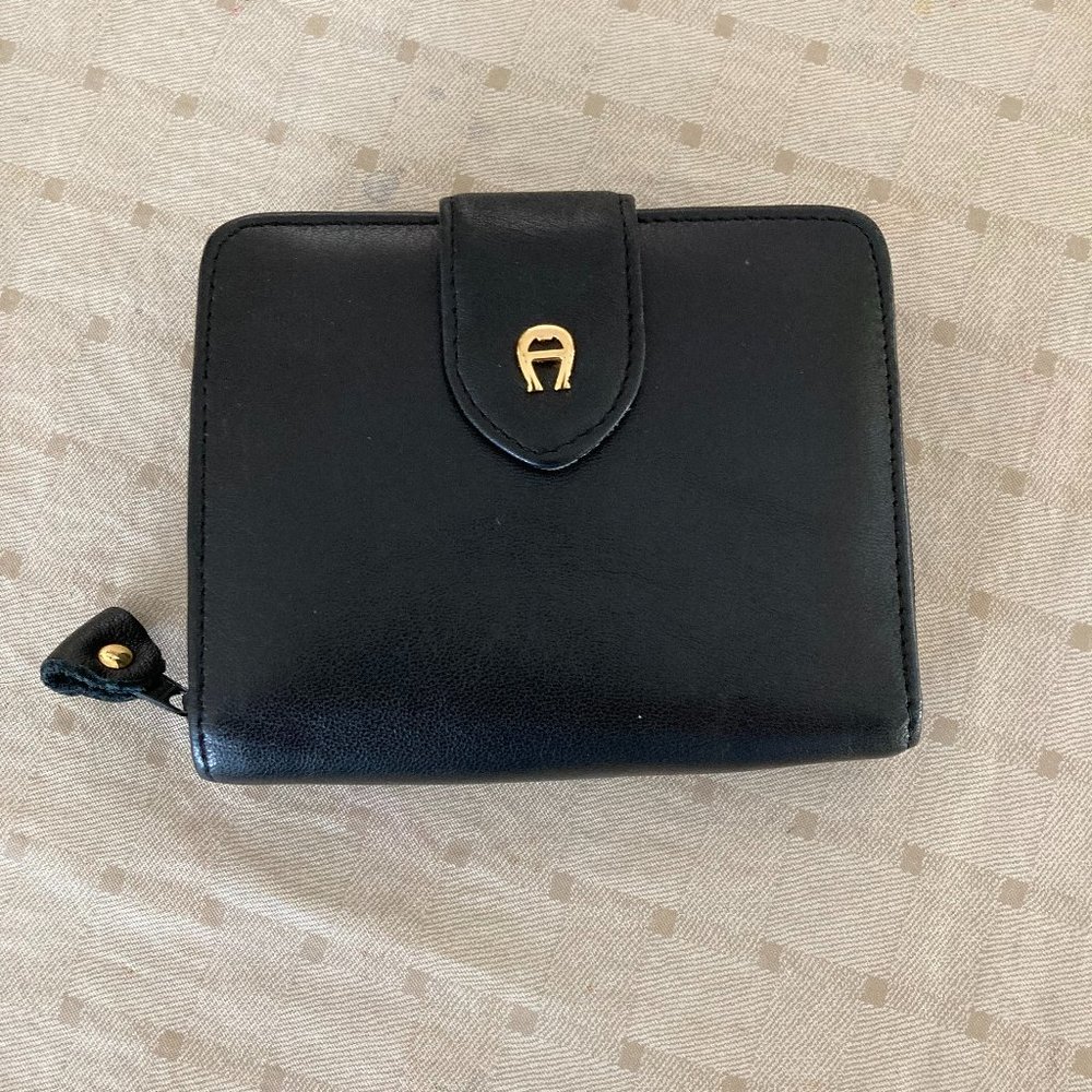 Vintage Etienne Aigner Women's Leather Wallet